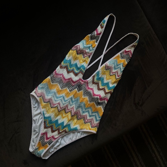 Missoni Mare Crochet New Set - Picture 1 of 8